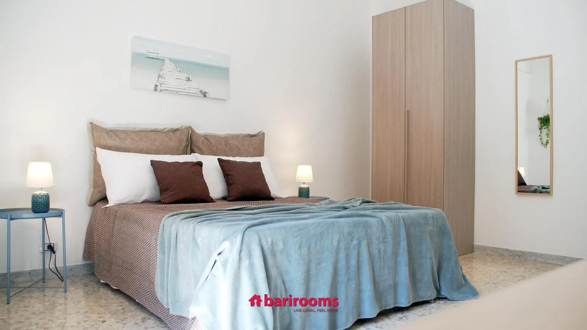 Bari Rooms Central Station Guest house